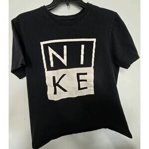 NIKE Shirt Adult L Black Short Sleeve Spell Out Logo‎ Athletic Pullover Mens VTG